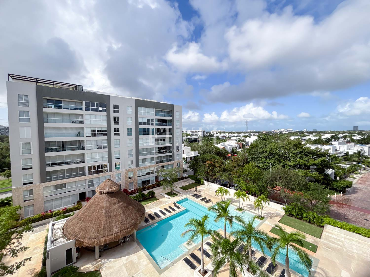 Residencial Cumbres, Huayacán